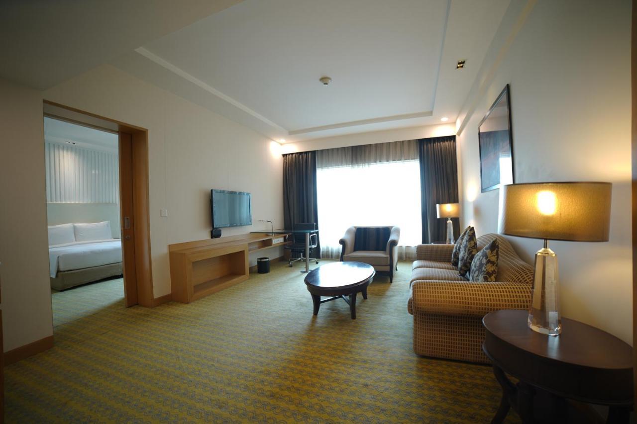 Holiday Inn Amritsar Ranjit Avenue By Ihg Eksteriør bilde